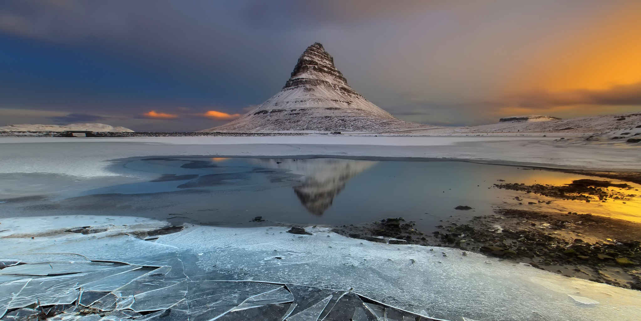 Kirkjufell Mountain